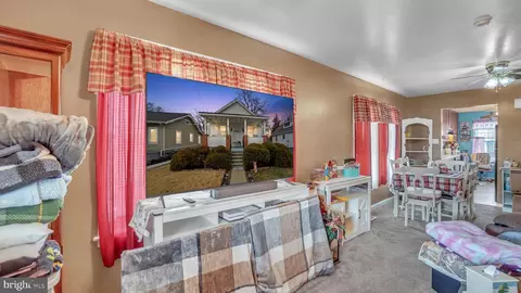509 4th St, Laurel, MD 20707 photo 5