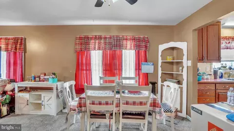 509 4th St, Laurel, MD 20707 photo 9
