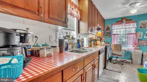 509 4th St, Laurel, MD 20707 photo 10