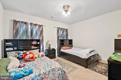 Bedroom - 14110 Hammermill Field Dr, Bowie, MD 20720 photo 3 of 3