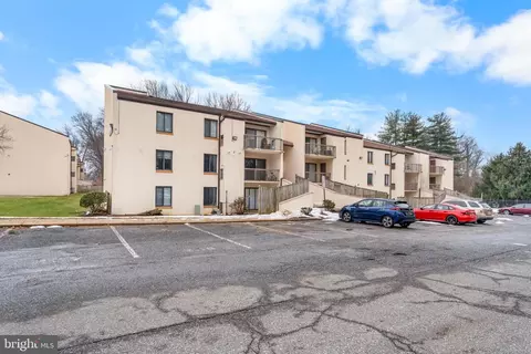 10103 Prince Pl #101-5A, Marlboro, MD 20774