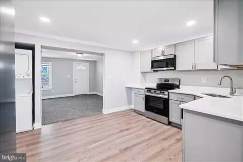 Entry Way - 501-503 8th St, Laurel, MD 20707 photo 6 of 8