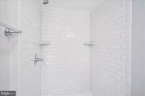 Bath - 501-503 8th St, Laurel, MD 20707 photo 2 of 7