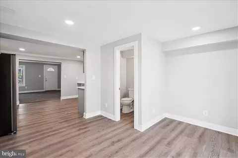 Entry Way - 501-503 8th St, Laurel, MD 20707 photo 3 of 8