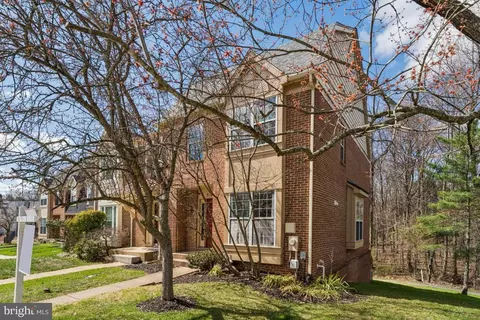 9102 Erfurt Ct, Laurel, MD 20708