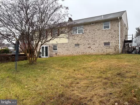 13001 Payton Dr, Marlboro, MD 20774