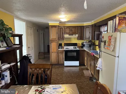 Entry Way - 7808 Sarakal Rd, Clinton, MD 20735 photo 1 of 1