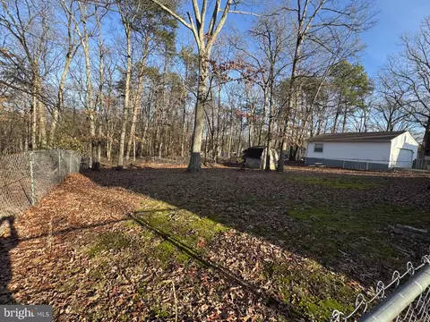 Exterior - 7808 Sarakal Rd, Clinton, MD 20735 photo 4 of 5