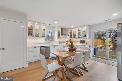 9226 Fowler Ln, Lanham, MD 20706 photo 27