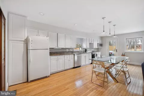 9226 Fowler Ln, Lanham, MD 20706 photo 13