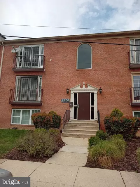 3803 Swann #304, Suitland, MD 20746