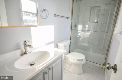 Bath - 9104 Sheridan Ct, Lanham, MD 20706 photo 1 of 4