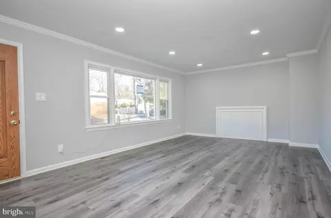 Living - 9104 Sheridan Ct, Lanham, MD 20706 photo 1 of 8