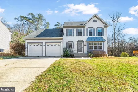10608 Cedarwood Ln, Fort Washington, MD 20744