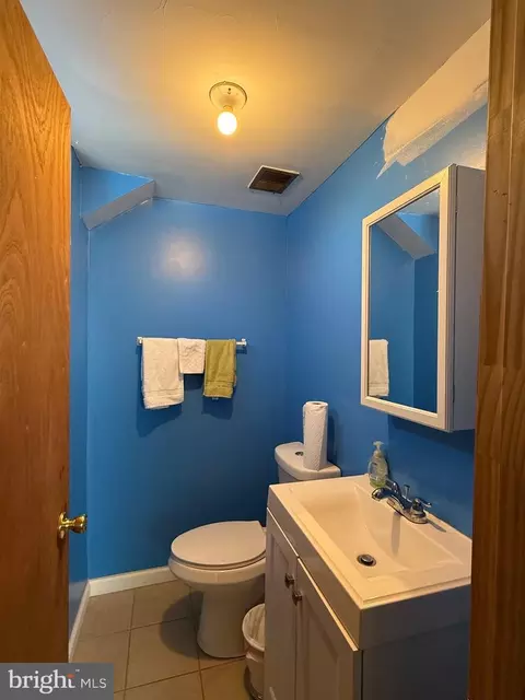Bath - 7908 Cawker Ave, Lanham, MD 20706 photo 2 of 2