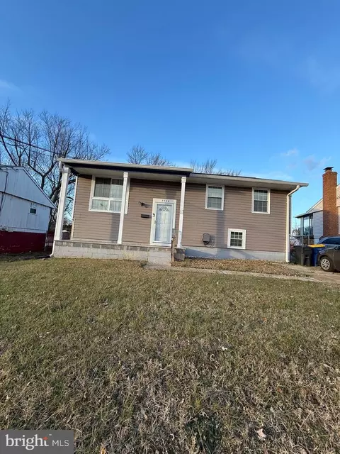7908 Cawker Ave, Lanham, MD 20706