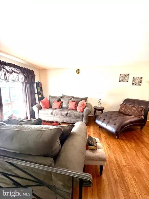 Living - 7908 Cawker Ave, Lanham, MD 20706 photo 1 of 2