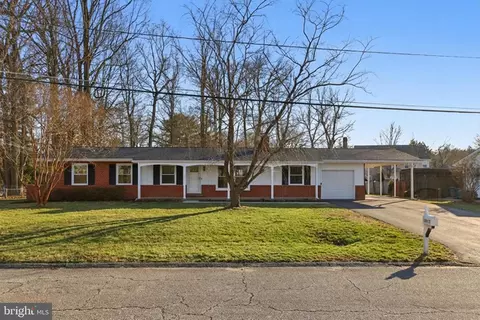 9535 Nottingham Dr, Marlboro, MD 20772