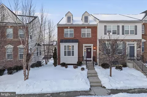 2124 Garden Grove Ln, Bowie, MD 20721