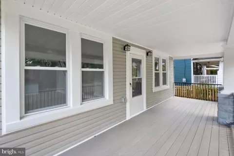 Exterior - 3405 Eastern Ave, Mount Rainier, MD 20712 photo 3 of 4