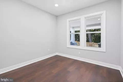 Entry Way - 3405 Eastern Ave, Mount Rainier, MD 20712 photo 6 of 8