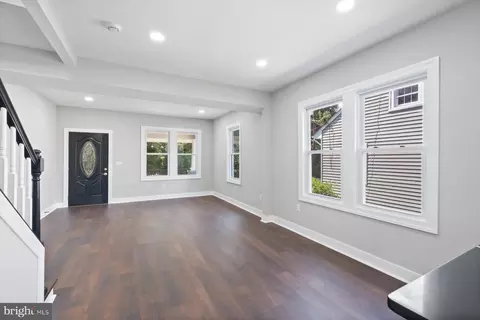 Entry Way - 3405 Eastern Ave, Mount Rainier, MD 20712 photo 4 of 8