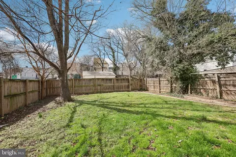 Exterior - 3800 35th St, Mount Rainier, MD 20712 photo 5 of 10