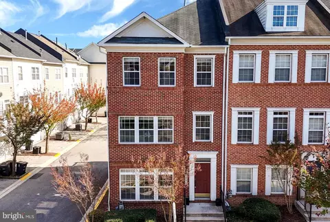 4258 Talmadge Cir, Suitland, MD 20746