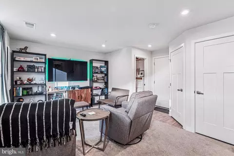 Entry Way - 136 Green Branch Rd, Laurel, MD 20708 photo 11 of 14