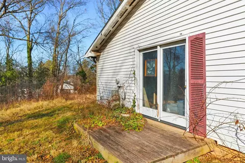 9200 Pleasant Ct, Laurel, MD 20708 photo 8