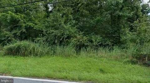 11819 Ellington Dr, Beltsville, MD 20705