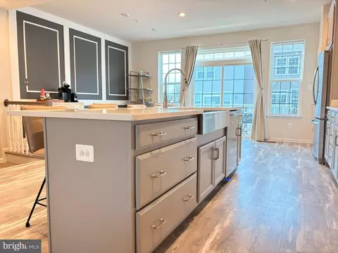 2734 Pinebrook Rd, Landover, MD 20785 photo 15