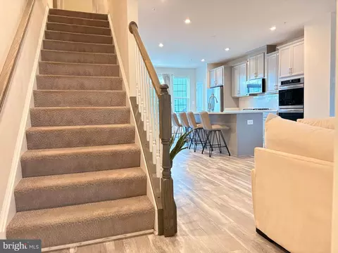 2734 Pinebrook Rd, Landover, MD 20785 photo 36