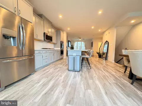 2734 Pinebrook Rd, Landover, MD 20785 photo 16