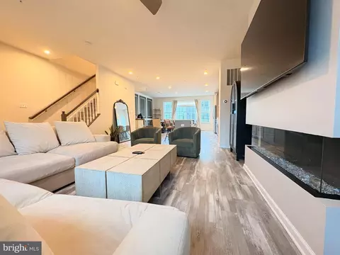 2734 Pinebrook Rd, Landover, MD 20785 photo 32