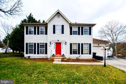 1111 Kings Heather Dr, Bowie, MD 20721