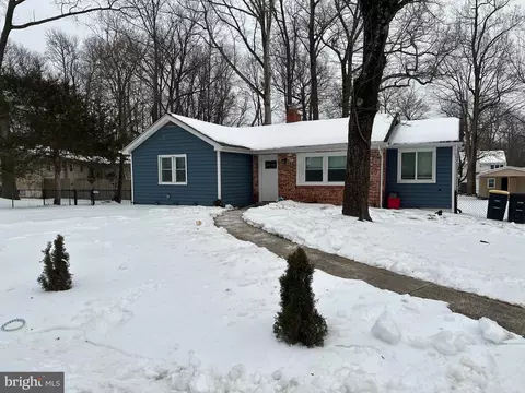 9937 Franklin St, Lanham, MD 20706