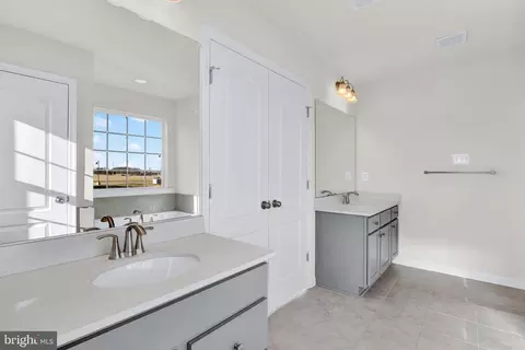 9817 Franklin Ave, Lanham, MD 20706 photo 24