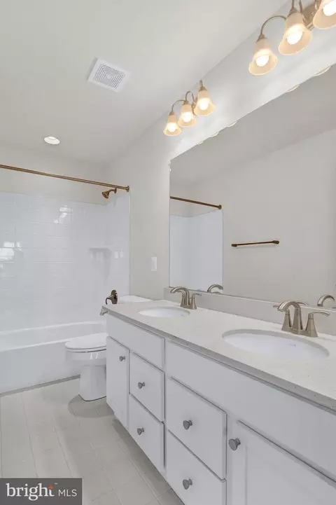 9817 Franklin Ave, Lanham, MD 20706 photo 27