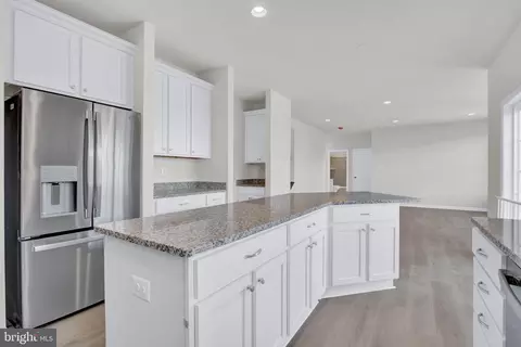 9817 Franklin Ave, Lanham, MD 20706 photo 16