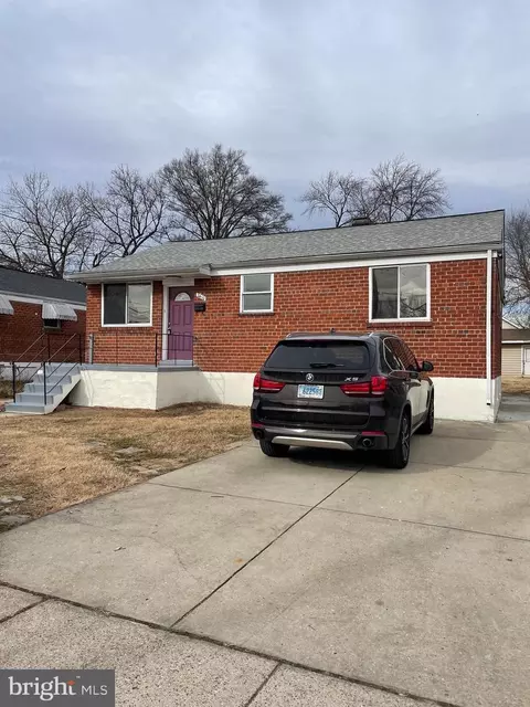 2410 Lewisdale Dr, Hyattsville, MD 20783