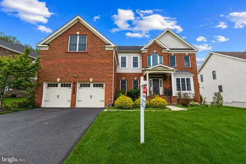4902 Bridle Ridge Rd, Marlboro, MD 20772
