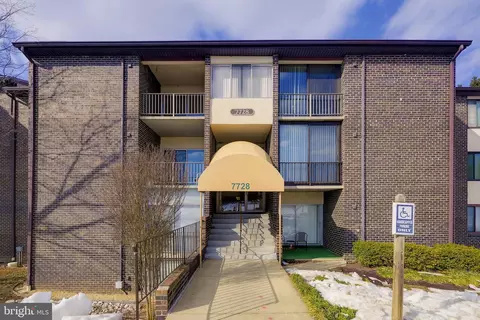 7728 Hanover Pkwy #218, Greenbelt, MD 20770