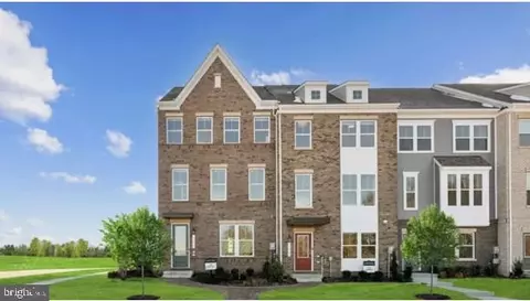10933 Pinnacle Green Rd, Marlboro, MD 20774
