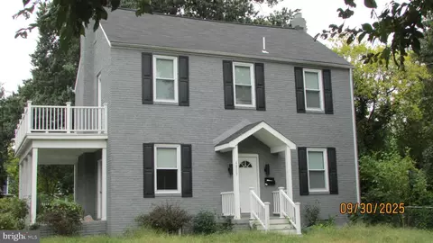 4809 Sheridan St, Riverdale, MD 20737