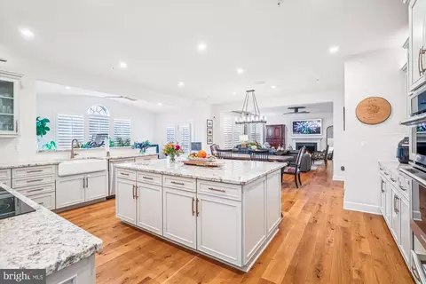 3808 Gentle Breeze Dr, Marlboro, MD 20772