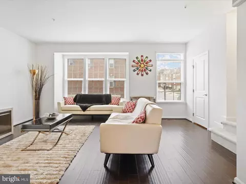 Living - 908 Evers Ave, Capitol Heights, MD 20743 photo 3 of 3