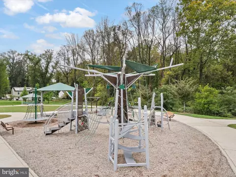 Other - 908 Evers Ave, Capitol Heights, MD 20743 photo 15 of 21
