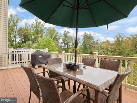 Exterior - 908 Evers Ave, Capitol Heights, MD 20743 photo 3 of 9