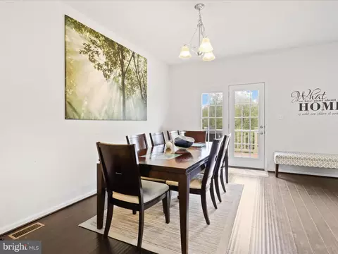 Dining - 908 Evers Ave, Capitol Heights, MD 20743 photo 2 of 2